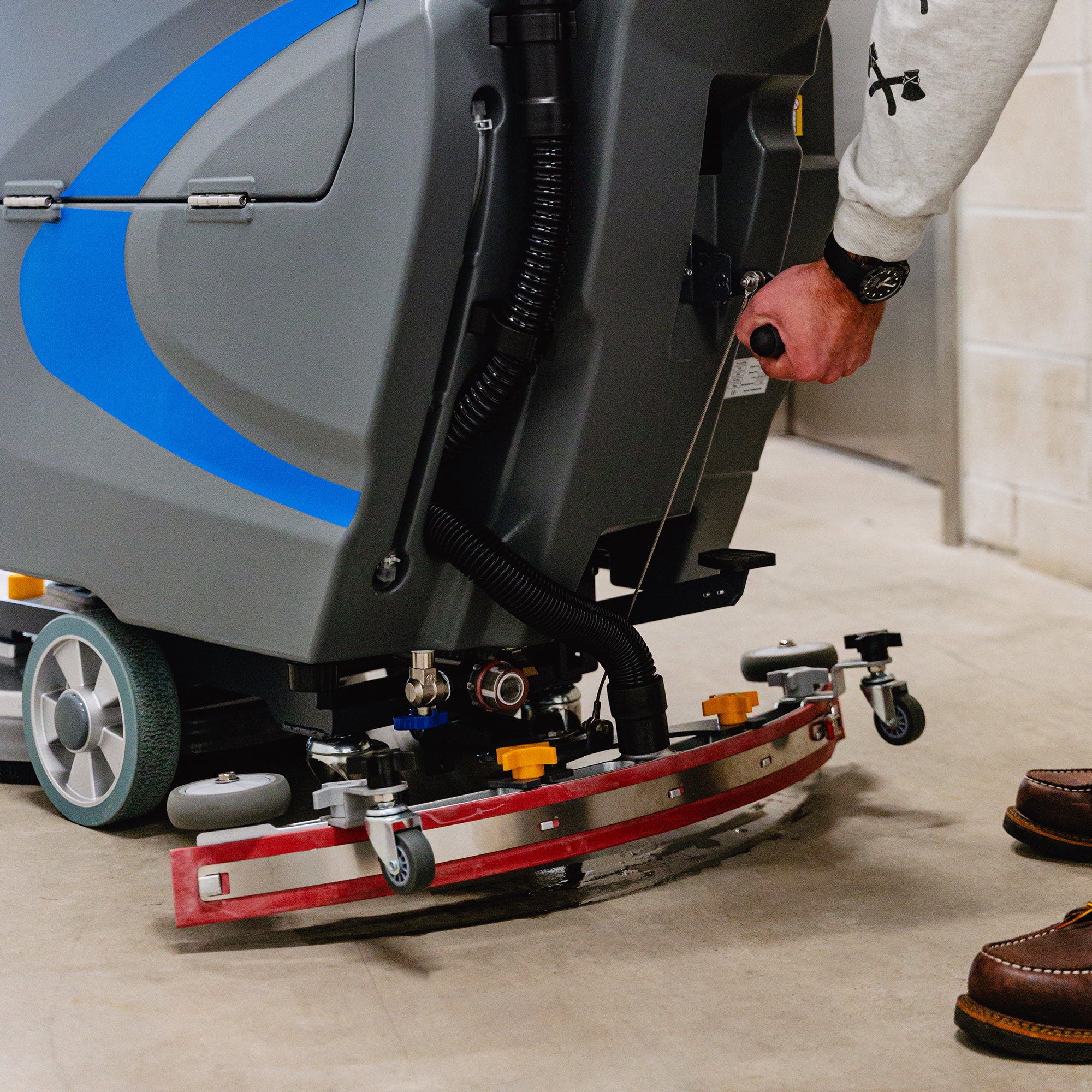 20” Auto Floor Scrubber Cleaner with Power Mop Brush Squeegee Cordless 24V Battery Powered