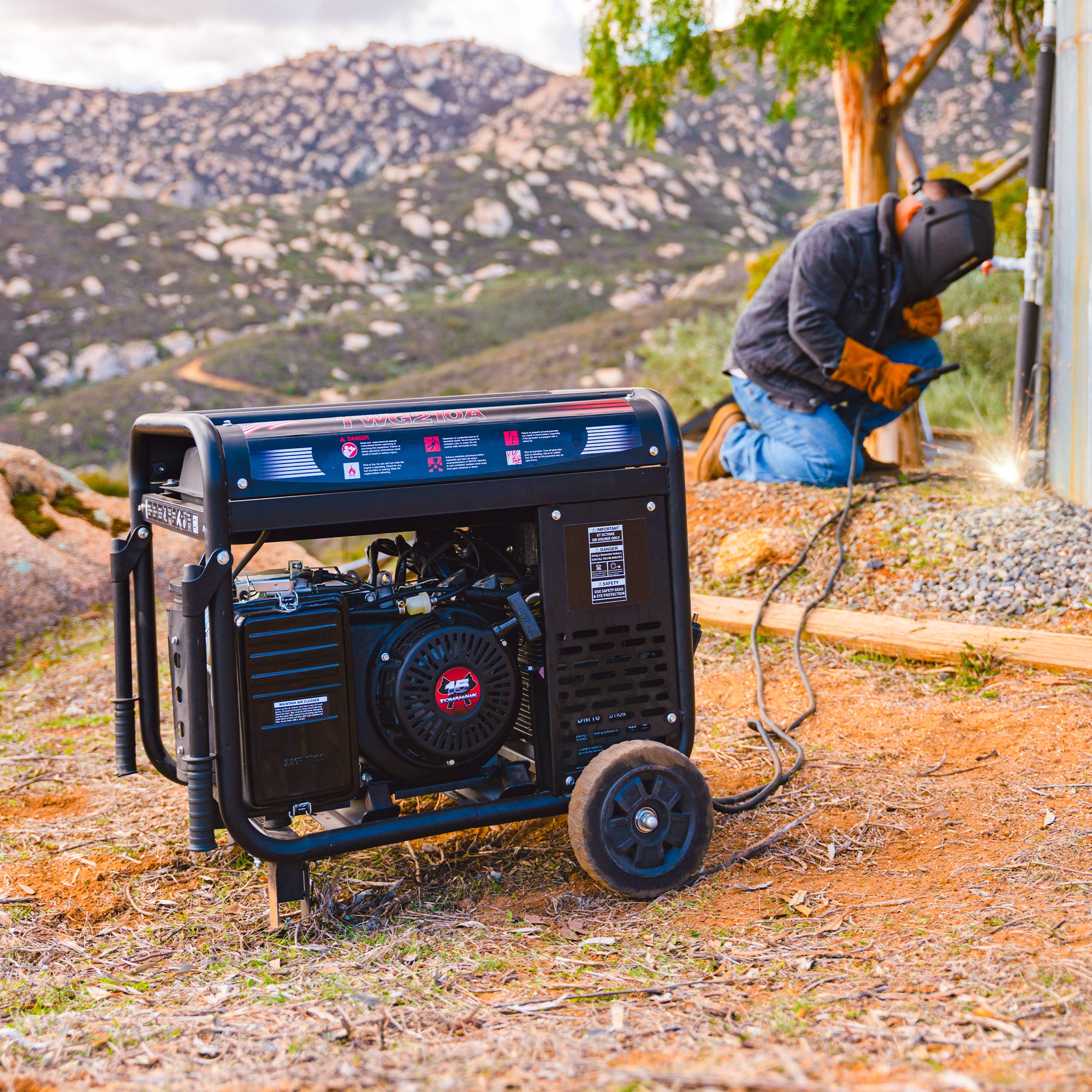 210 Amp Engine Driven Welder Generator 2000 Watt 15 HP Gas Powered