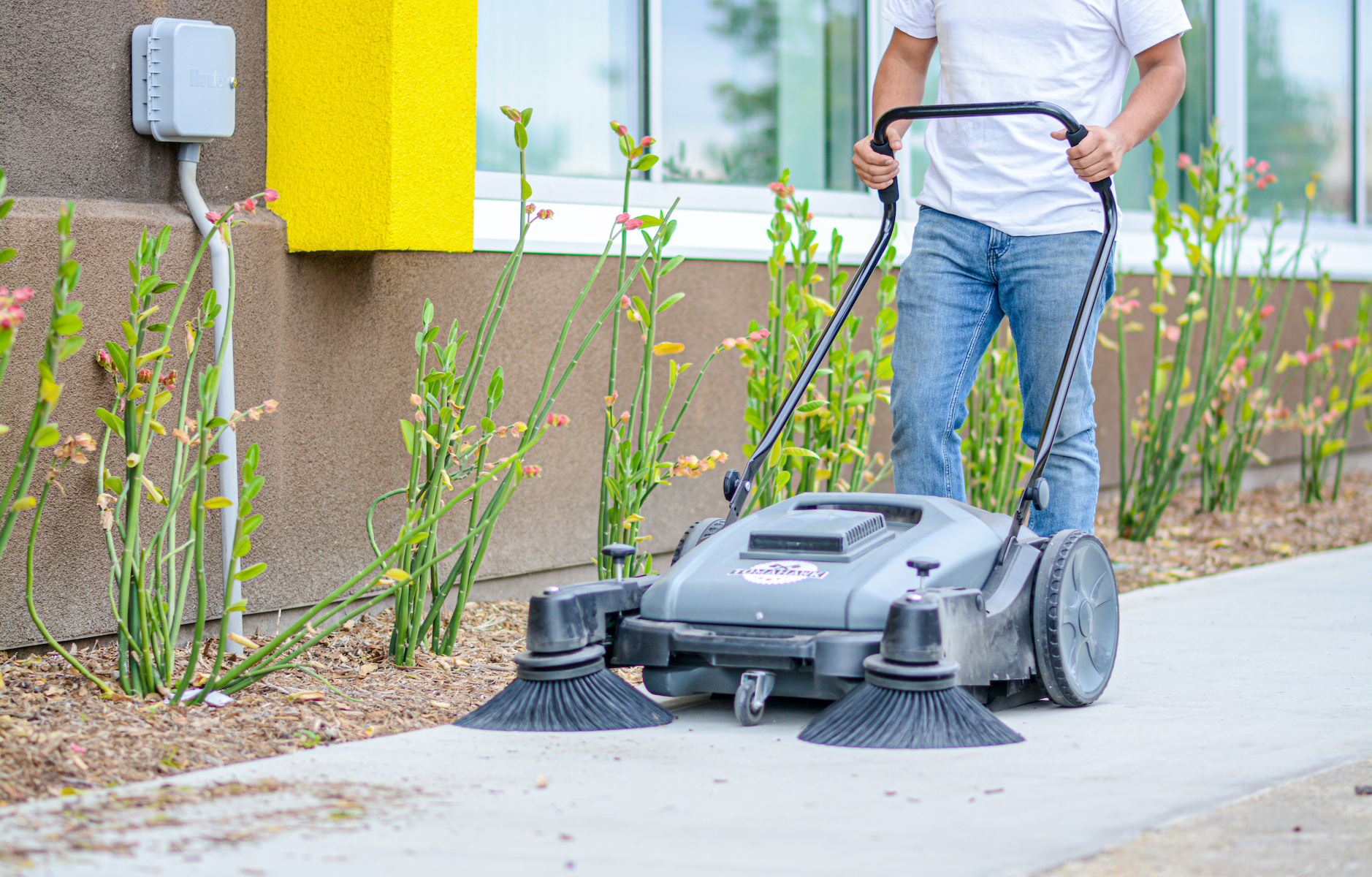 How To Assemble A Tomahawk Power Push Sweeper