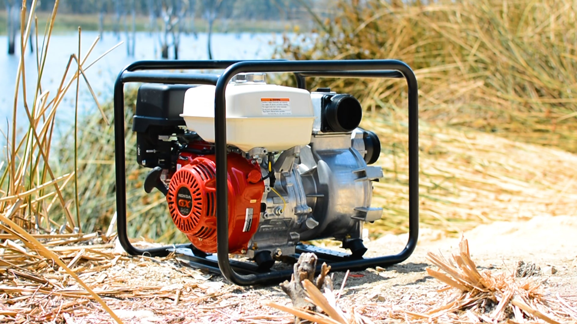 How Do I Prime a Water Pump: Tomahawk Trash Water Pumps
