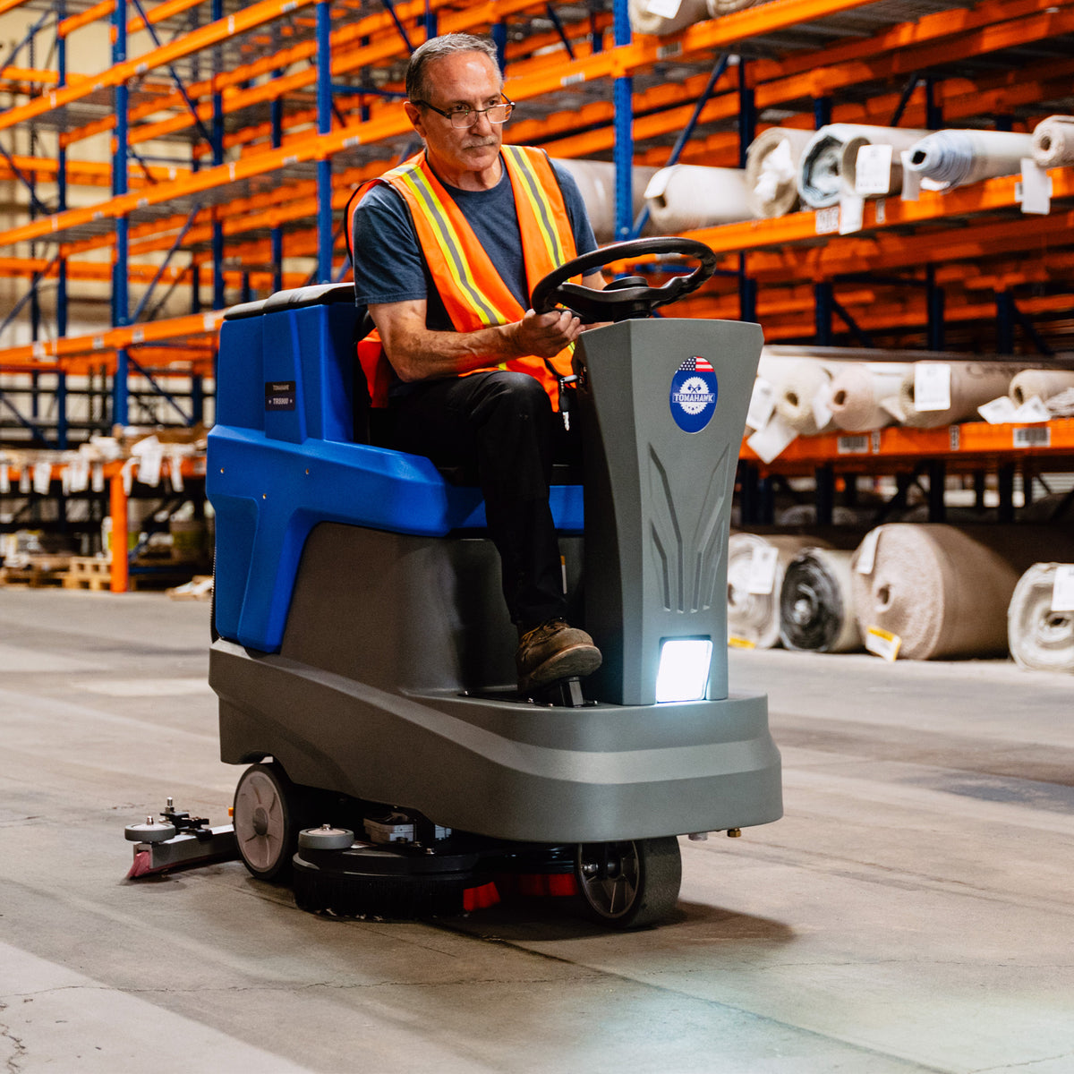 Tomahawk TRS900 Ride-On Floor Scrubber