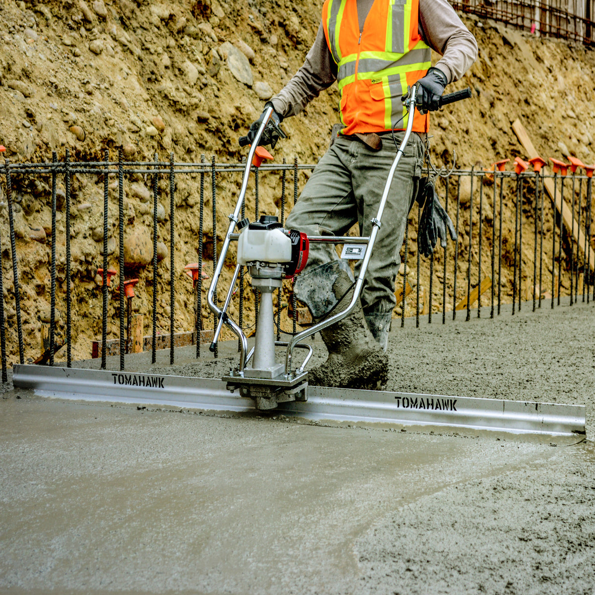 Tomahawk Honda Concrete Power Screed