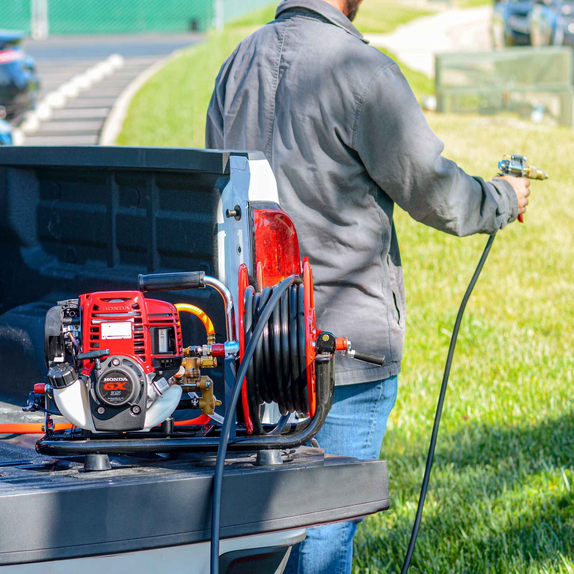 tsc garden sprayer 1.3HP Skid Sprayer Barrel Mount Only with Honda GX35 100ft Hose and 500 PSI Pump for Pest Control